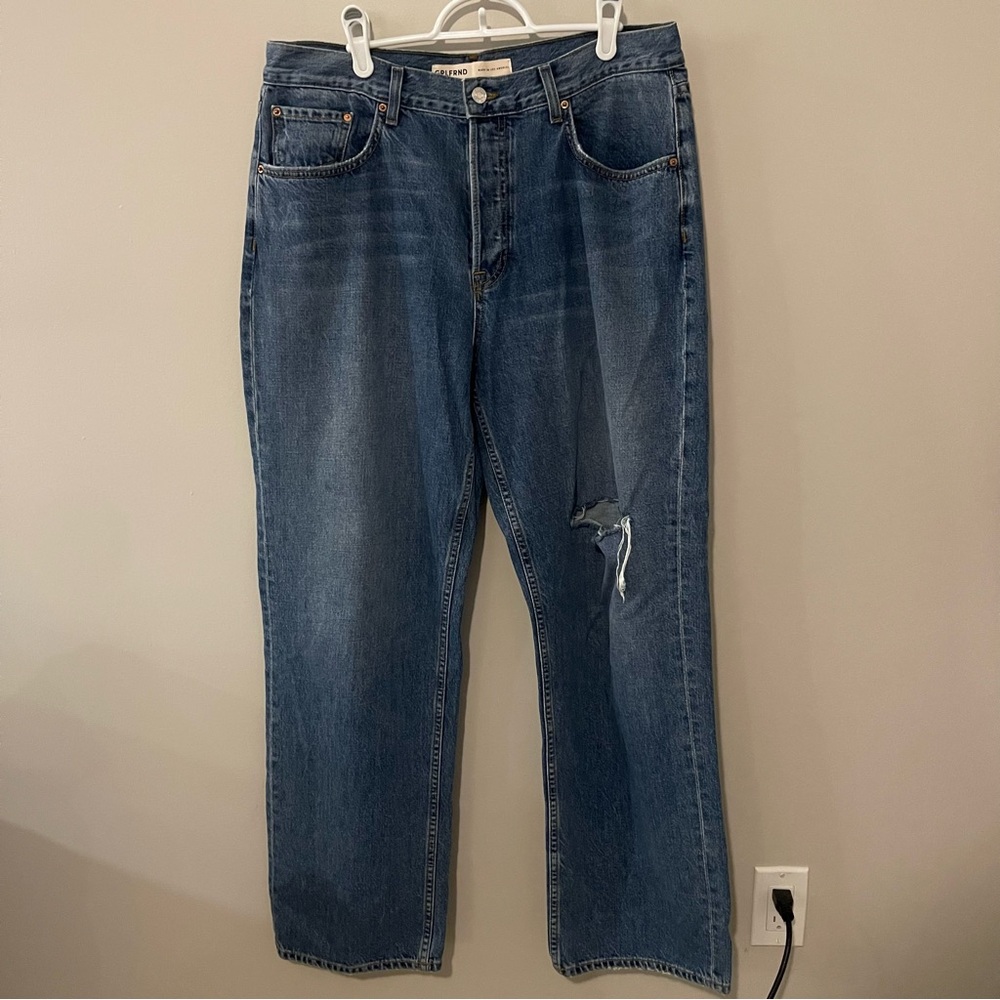 GRLFRND Jeans The Bella Low Rise Boyfriend Size 29 Distressed Knee